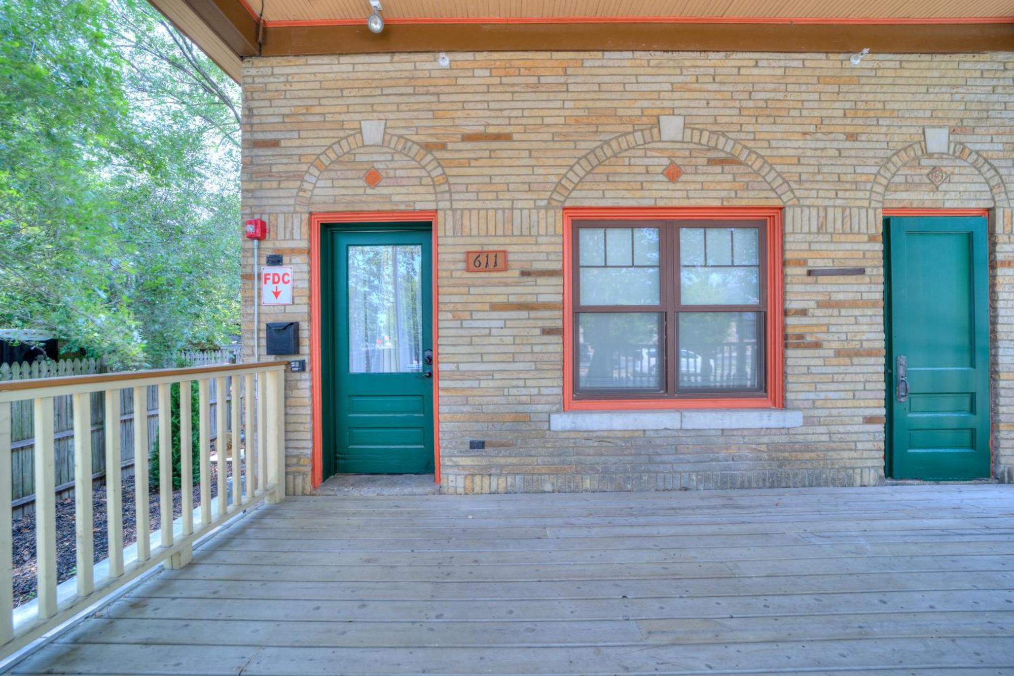 Dreamstay On Clay Muskegon Exterior photo