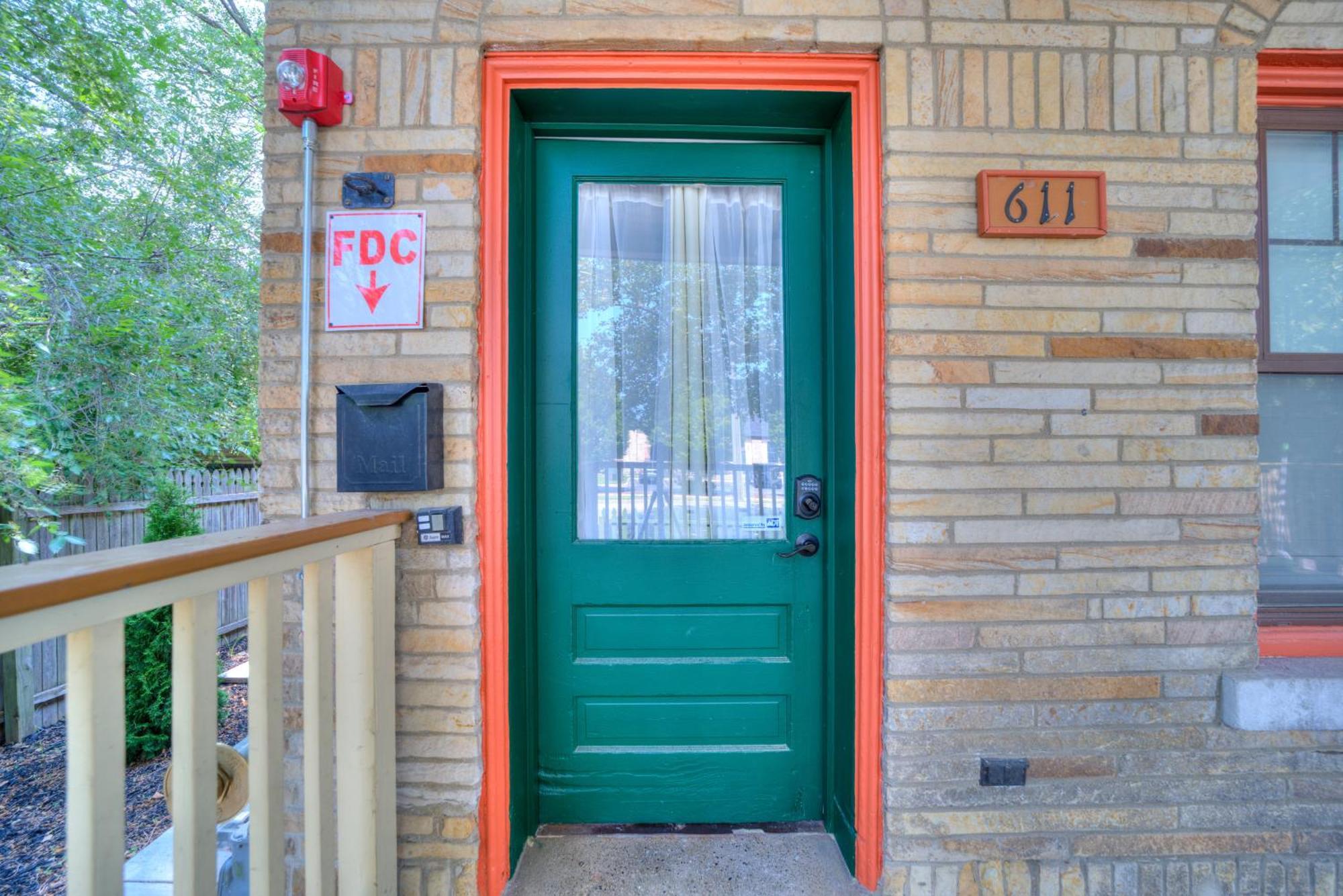 Dreamstay On Clay Muskegon Exterior photo